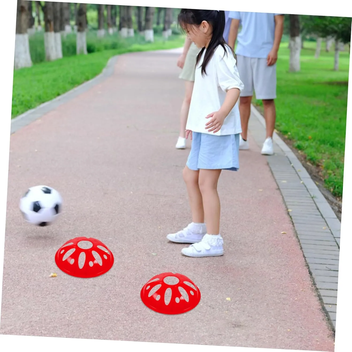 4pcs Soccer Cones for Sports Soccer Training Cone Soccer Disc Agility Training Soccer Cones Outdoor