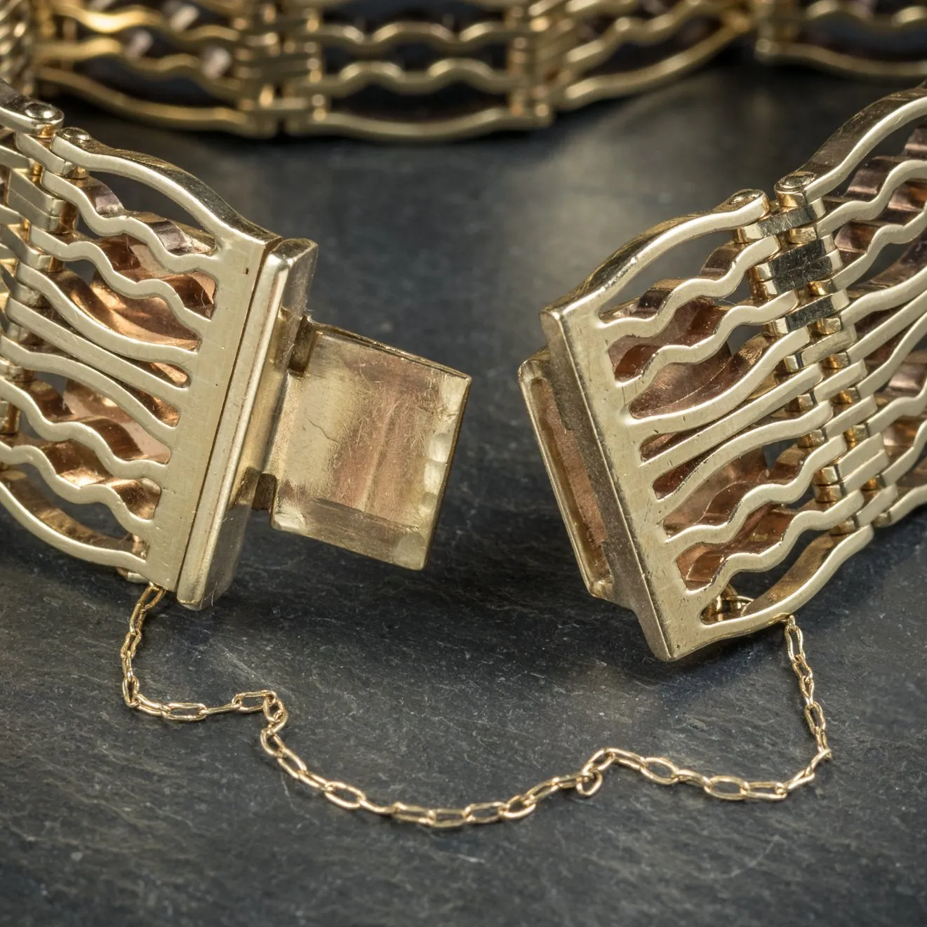 9Ct Gold Bracelet Dated Birmingham 1964