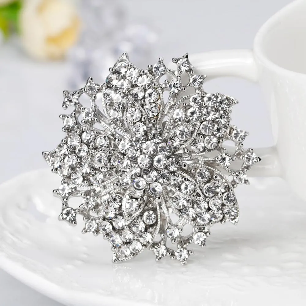 Ezing Fashion Jewelry Beautiful Silver Plated Rhinestone Crystal Brooch Pin for Woman