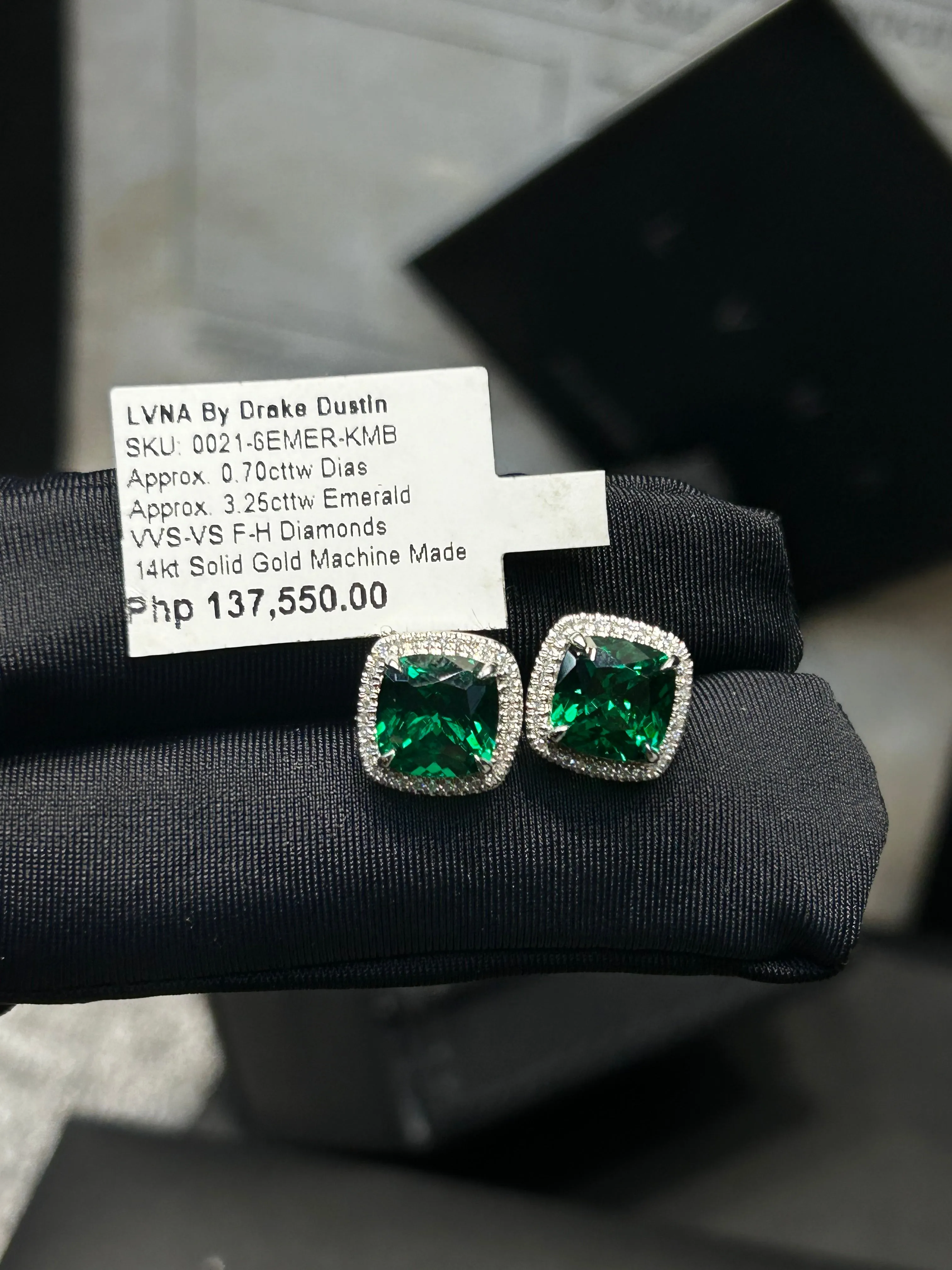 #LVNA2024 | Cushion Green Gemstones Diamond Earrings 14kt