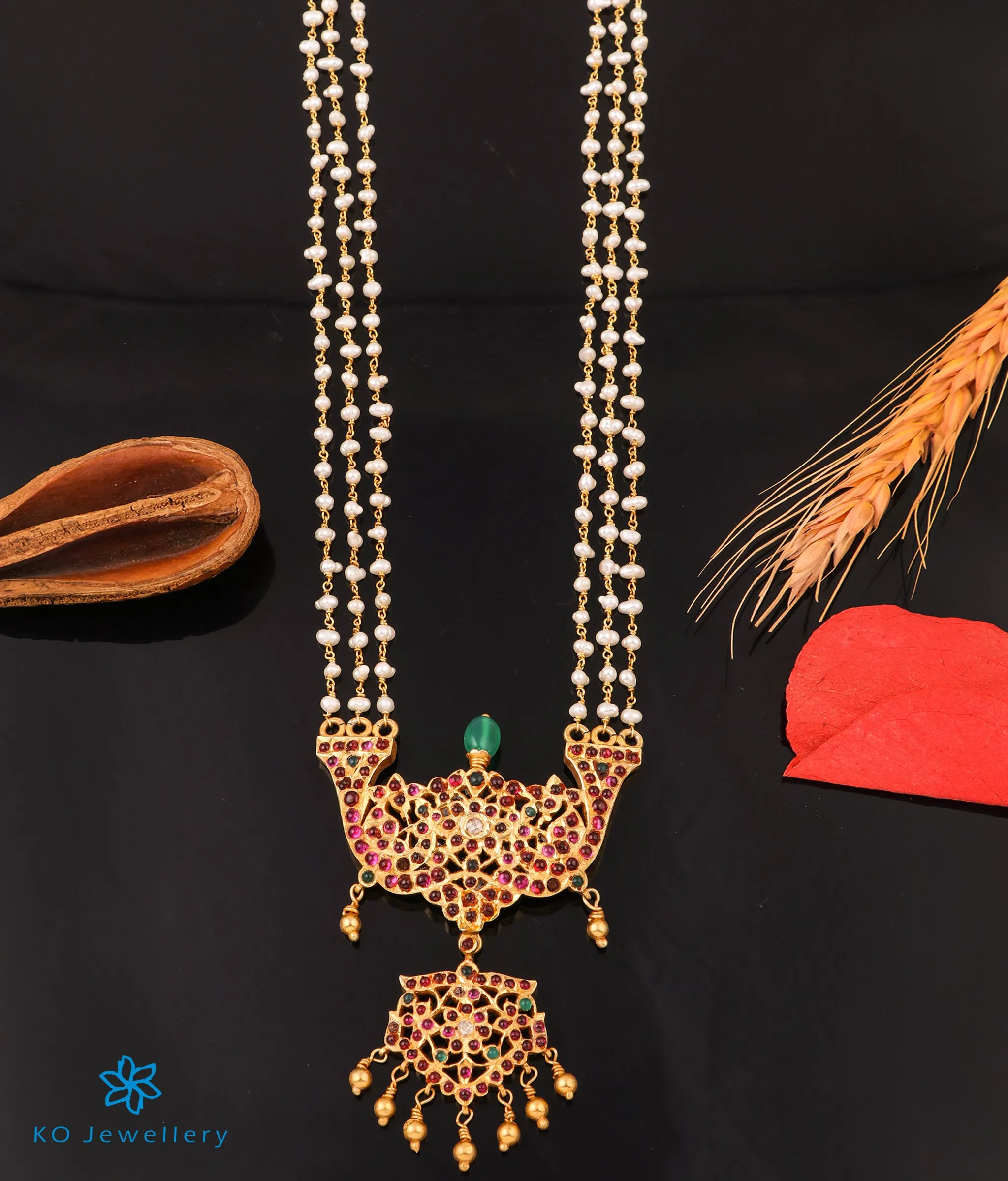 The Anubhuti Silver Peacock Makarakanti Necklace